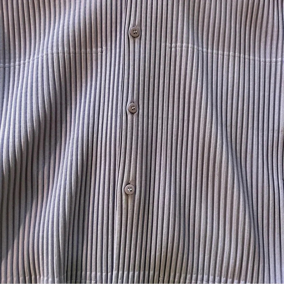 HOMME PLISSÉ ISSEY MIYAKE PLEATED VACATION SHIRT Purple - Picture 12 of 14